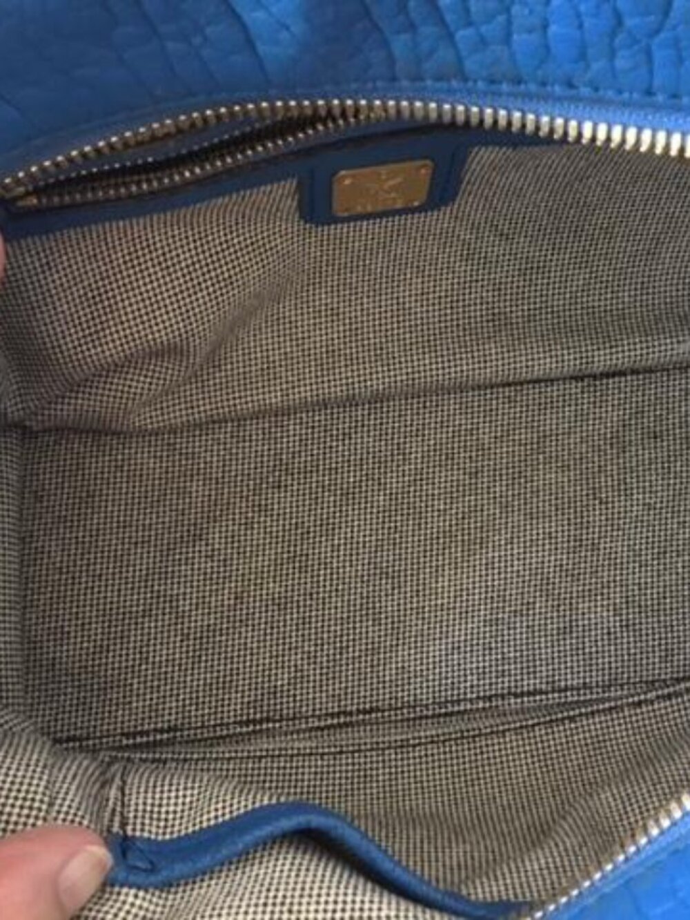 Authentic MCM Keana Studded Boston Satchel Crossbody Handbag Vibrant Blue P9076 - Picture 13 of 13